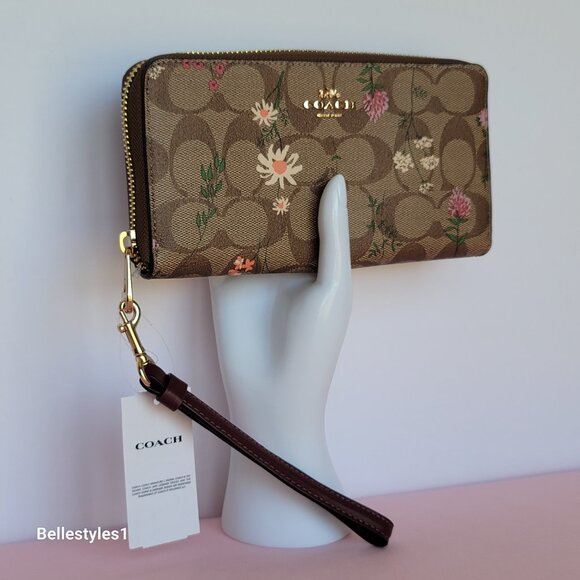 COACH Signature Canvas With Wildflower Print Zip-Around Wallet/Wristlet-Khaki M - Picture 2 of 16